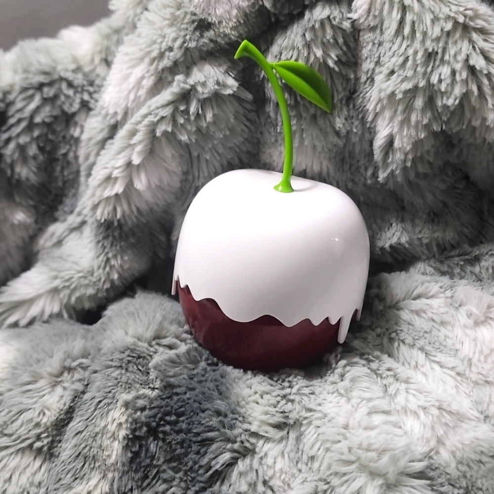 KKW Fragrance Kimoji Cherry